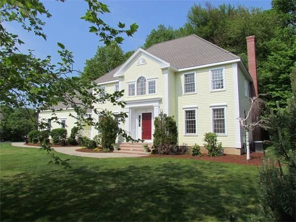 Photo of 17 Kendall Dr
