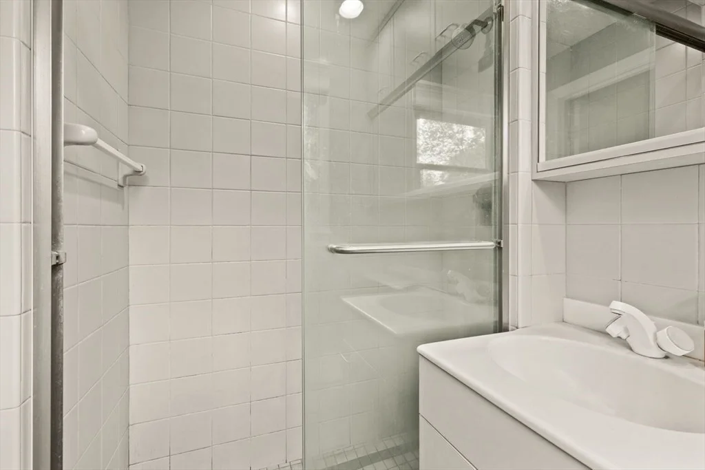Photo of 18 Sunset Dr