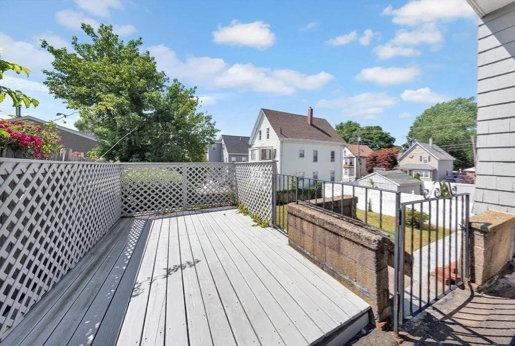 Photo of 337 Maple St
