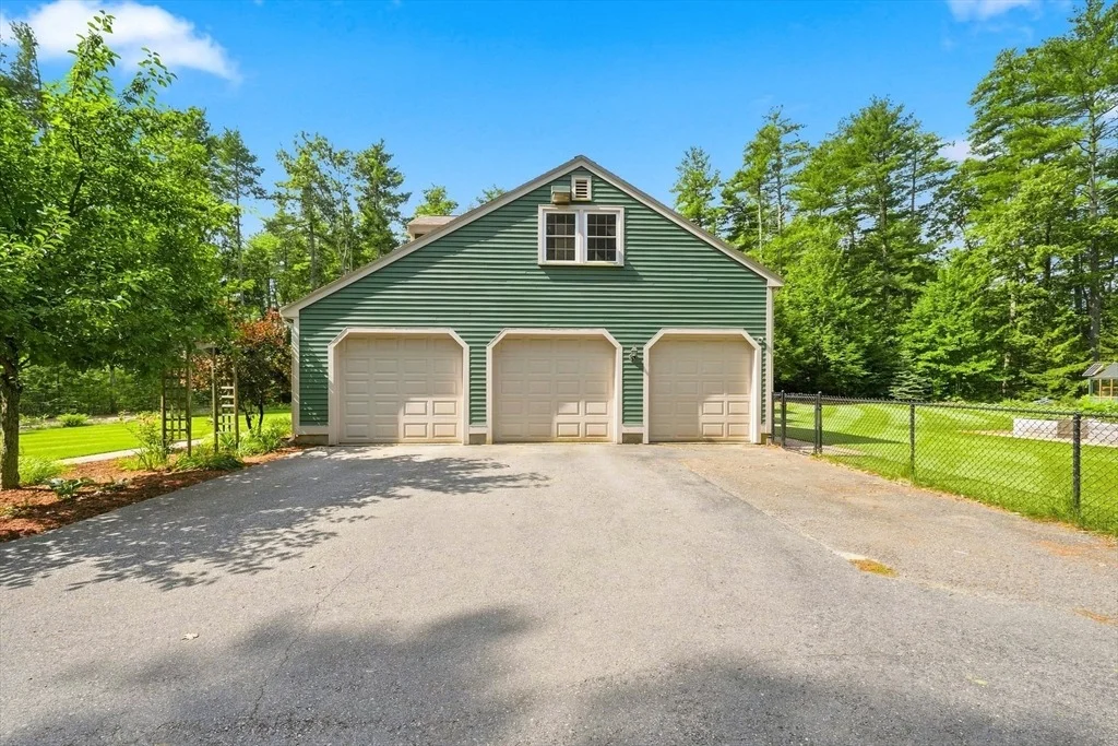 Photo of 711 Chicopee Row