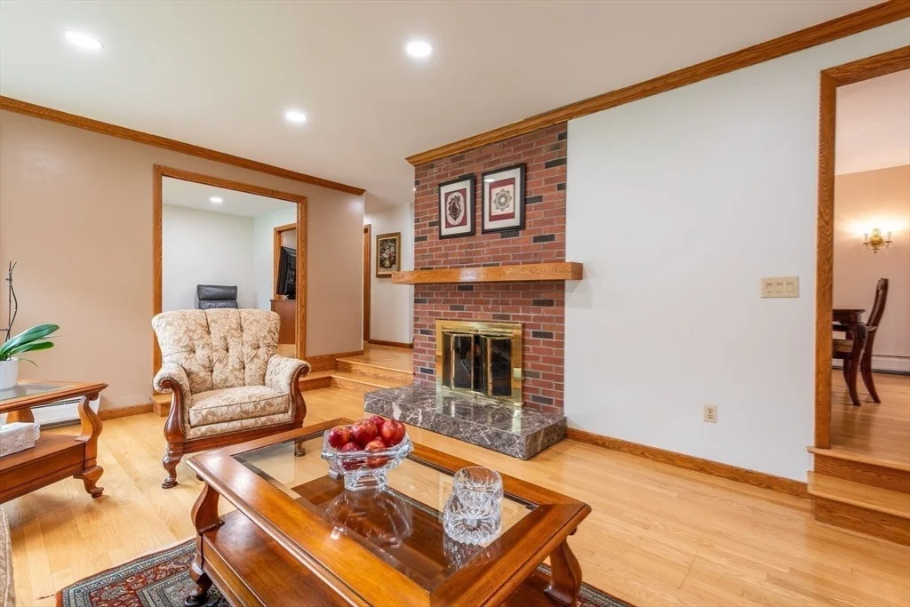 Photo of 560 Middle St