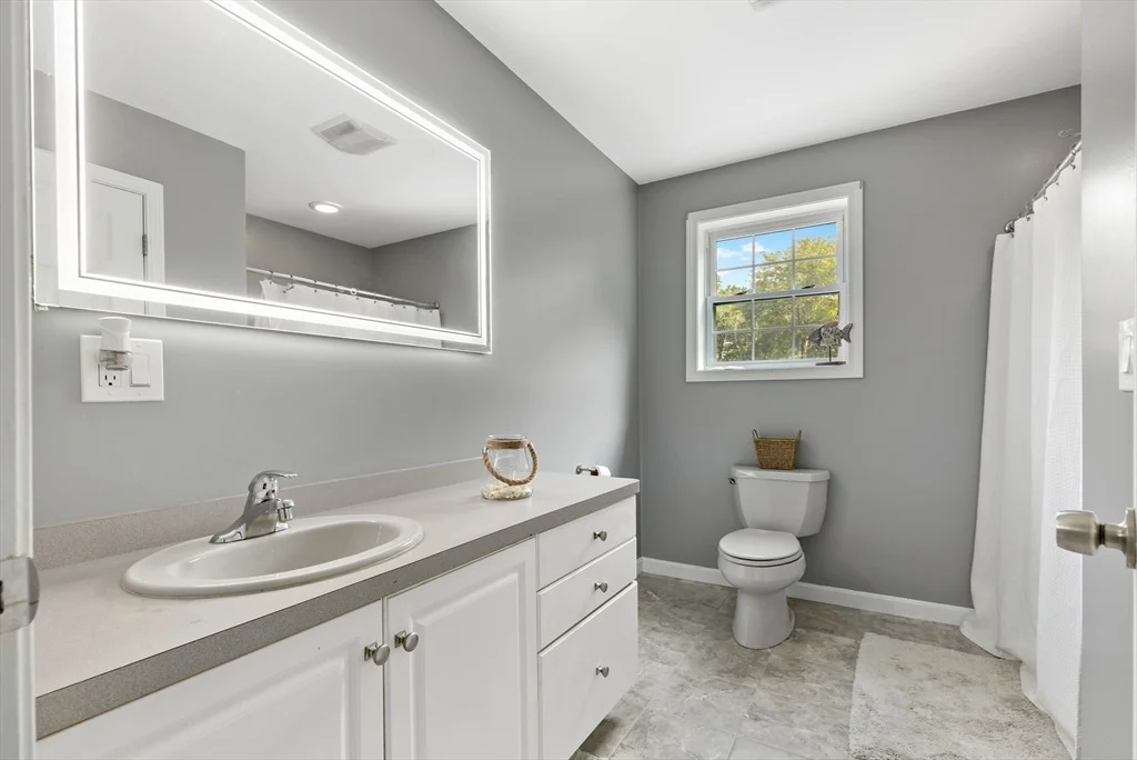 Photo of 5 Debbie Ln