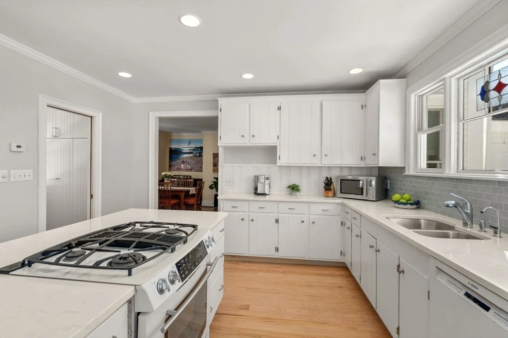 Photo of 103 Oak St