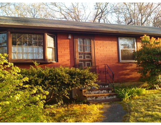 Photo of 70 Clay Pond Rd