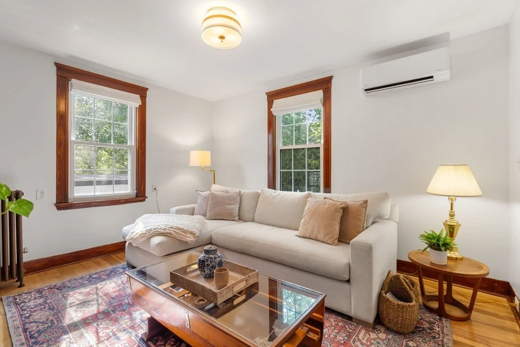 Photo of 32 Stocker Avenue
