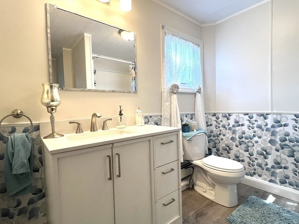 Photo of 21 Sharon Cir.