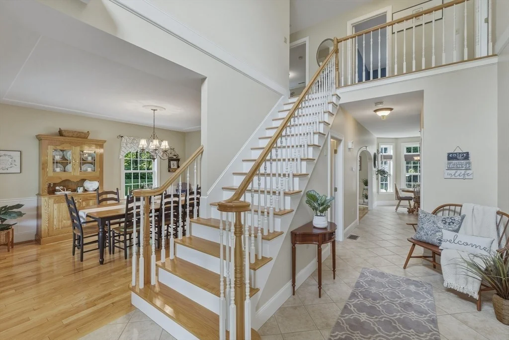 Photo of 2 Bayberry Ln