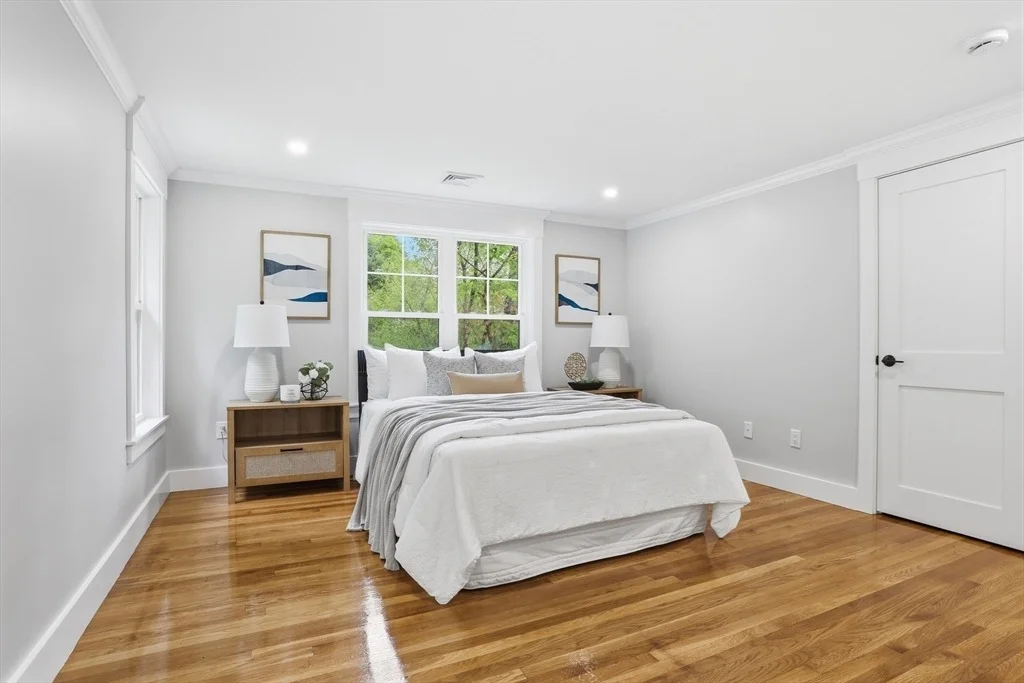 Photo of 11 Bromfield Road
