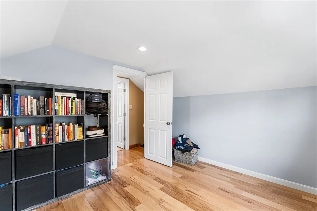 Photo of 28 Hillcrest Rd