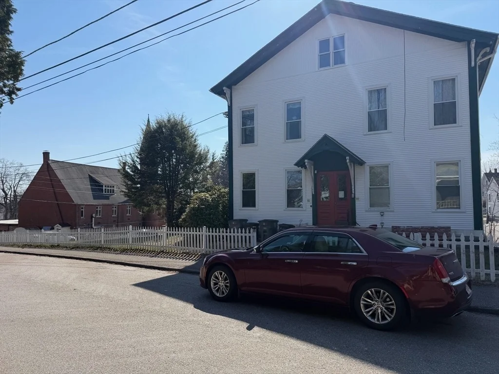 Photo of Unit 2 at 35 Cedar St