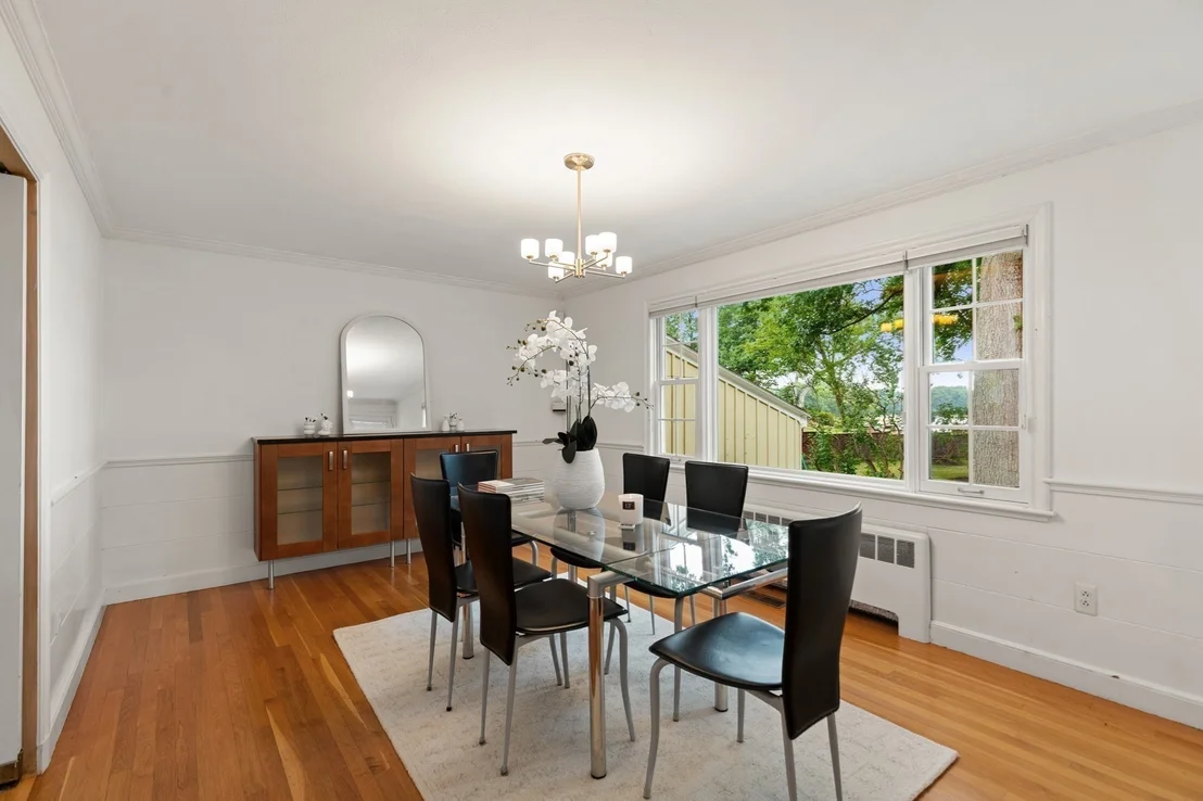 Photo of 48 Locksley Rd