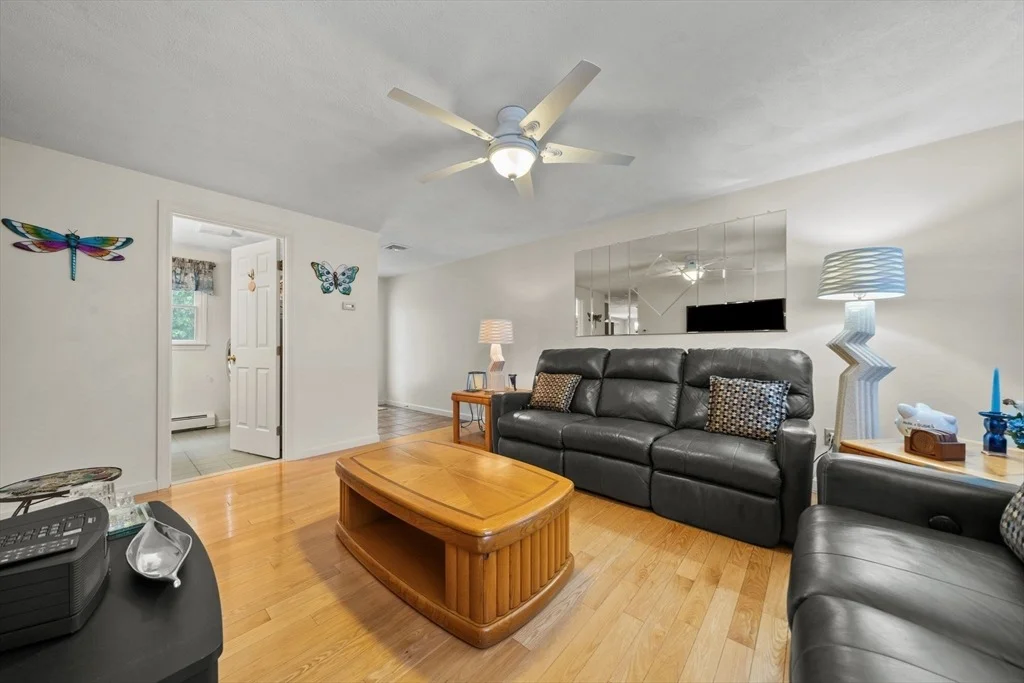 Photo of 31 Emerald Dr