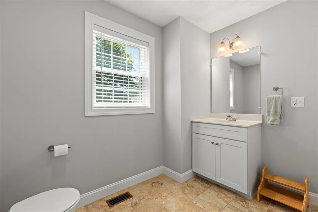 Photo of 69 Middlesex Ave