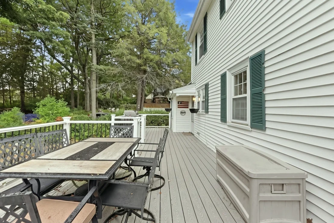 Photo of 153 Lawrence St