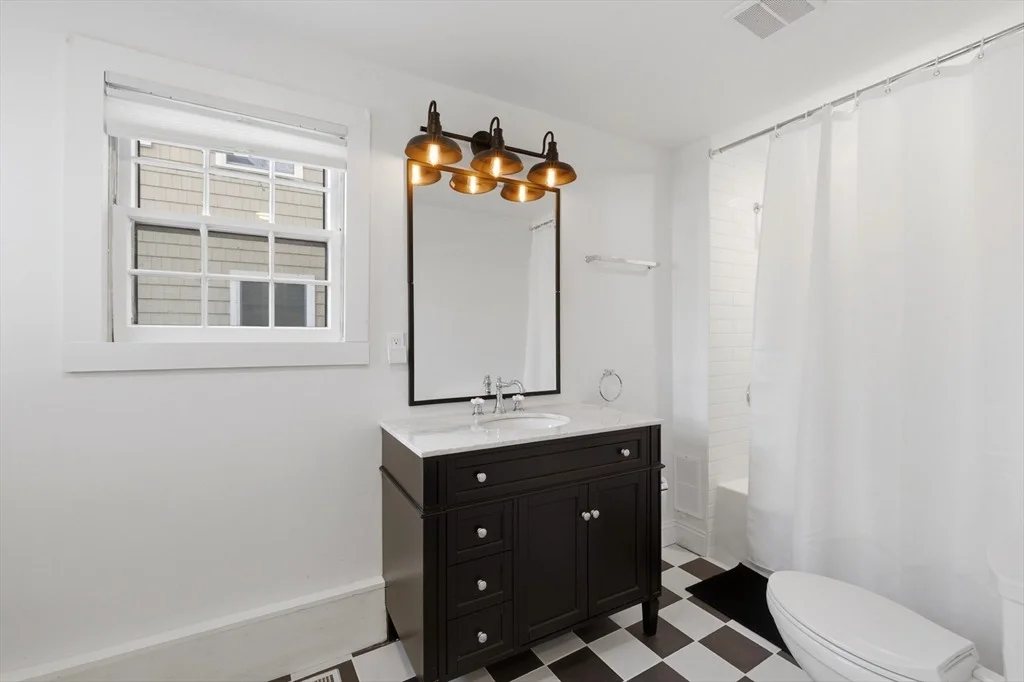 Photo of 55 Lincoln Avenue