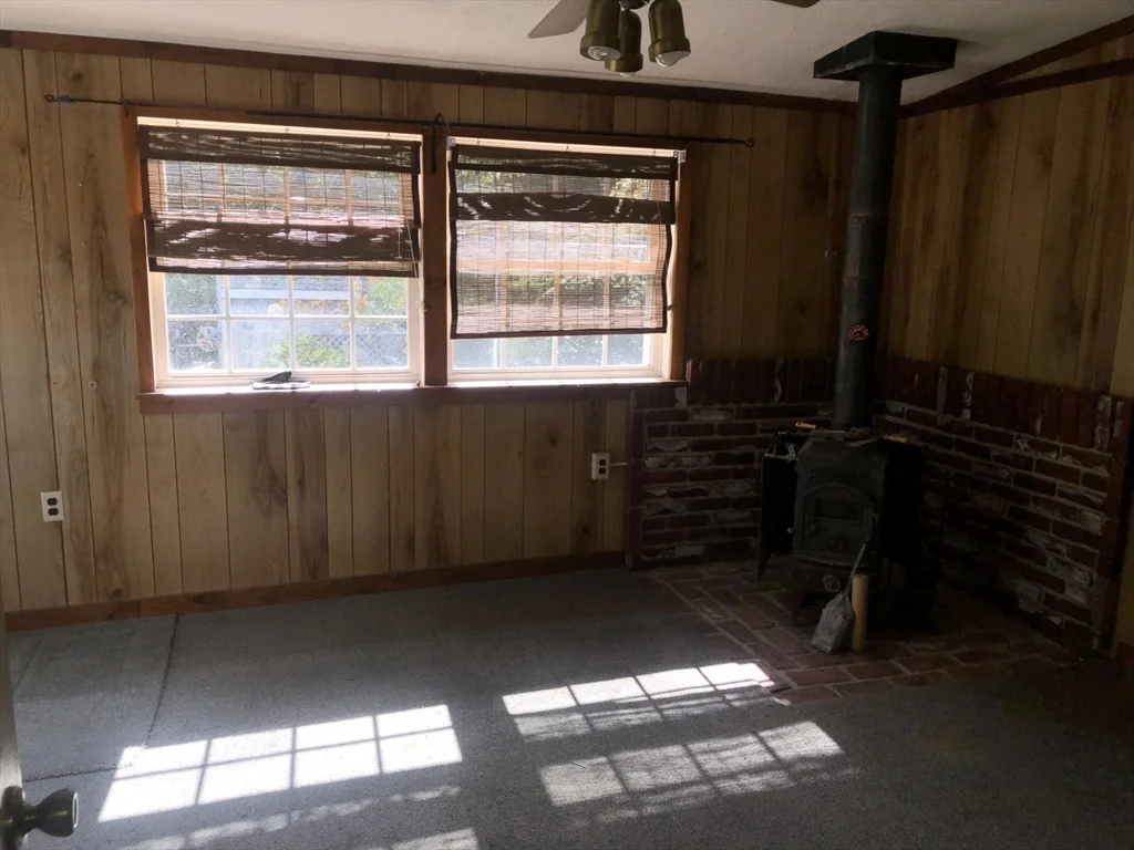 Photo of 35 Ida Ave