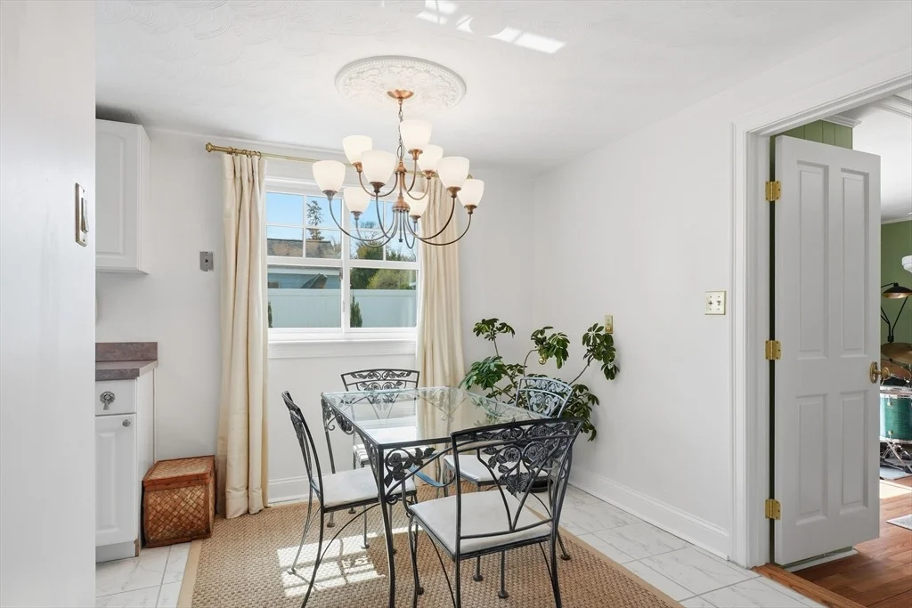 Photo of 19 Brookfield Circle