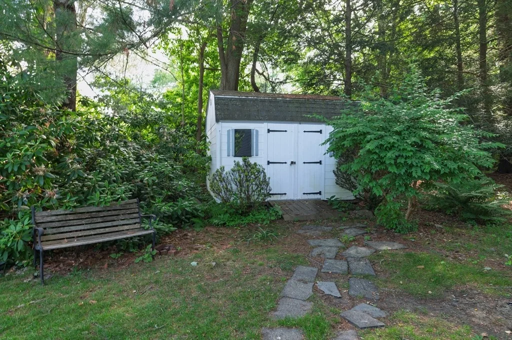 Photo of 10 Dunster Ln
