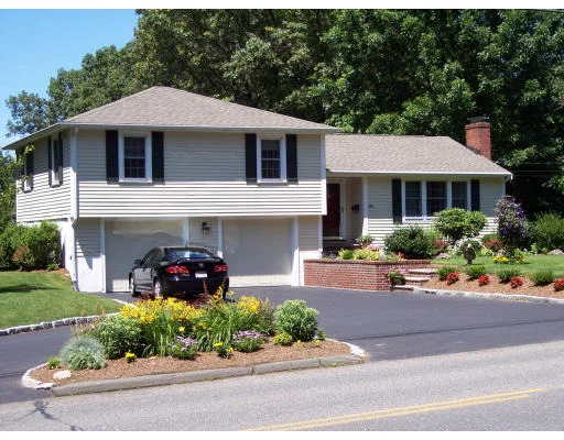 Photo of 253 Walnut Street