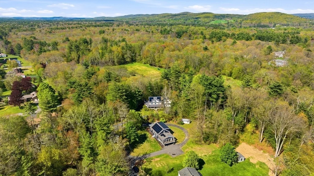 Photo of 77 Carmody Rd