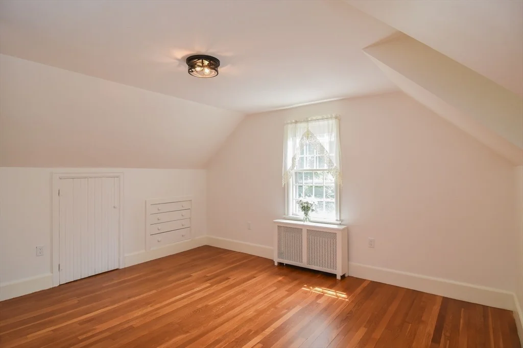 Photo of 24 Bellevue Road