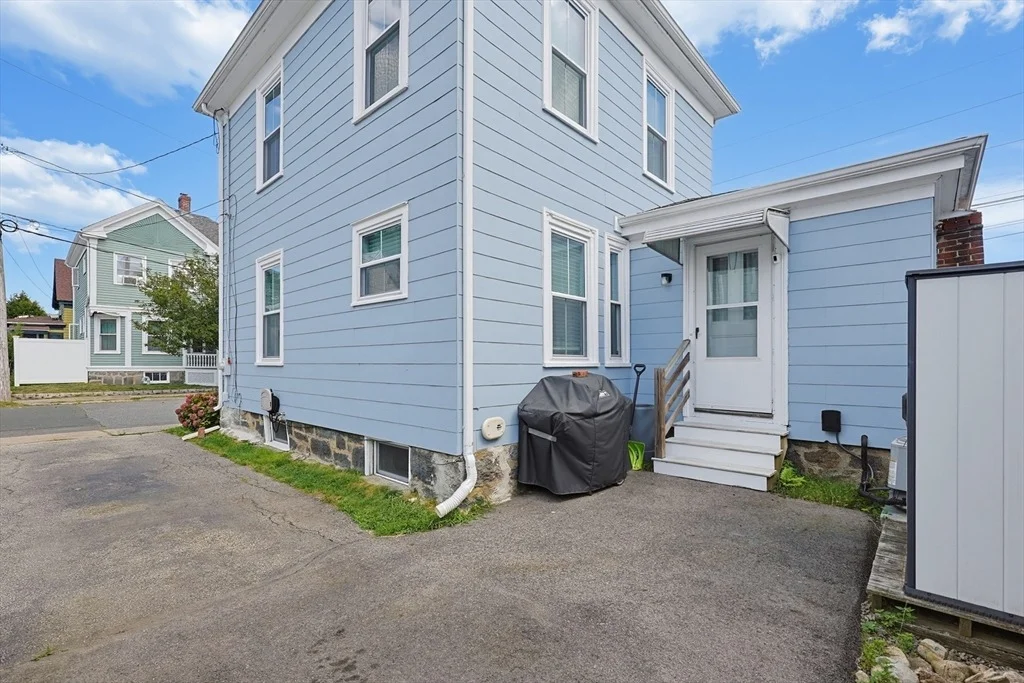 Photo of 2 Dearborn Ave