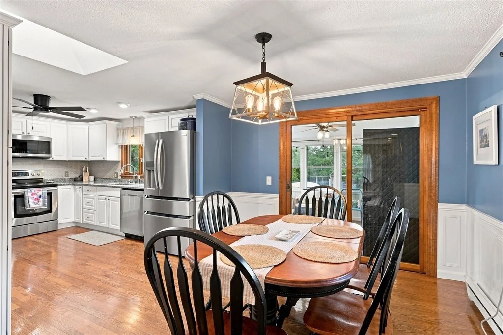 Photo of 367 Steiger Dr
