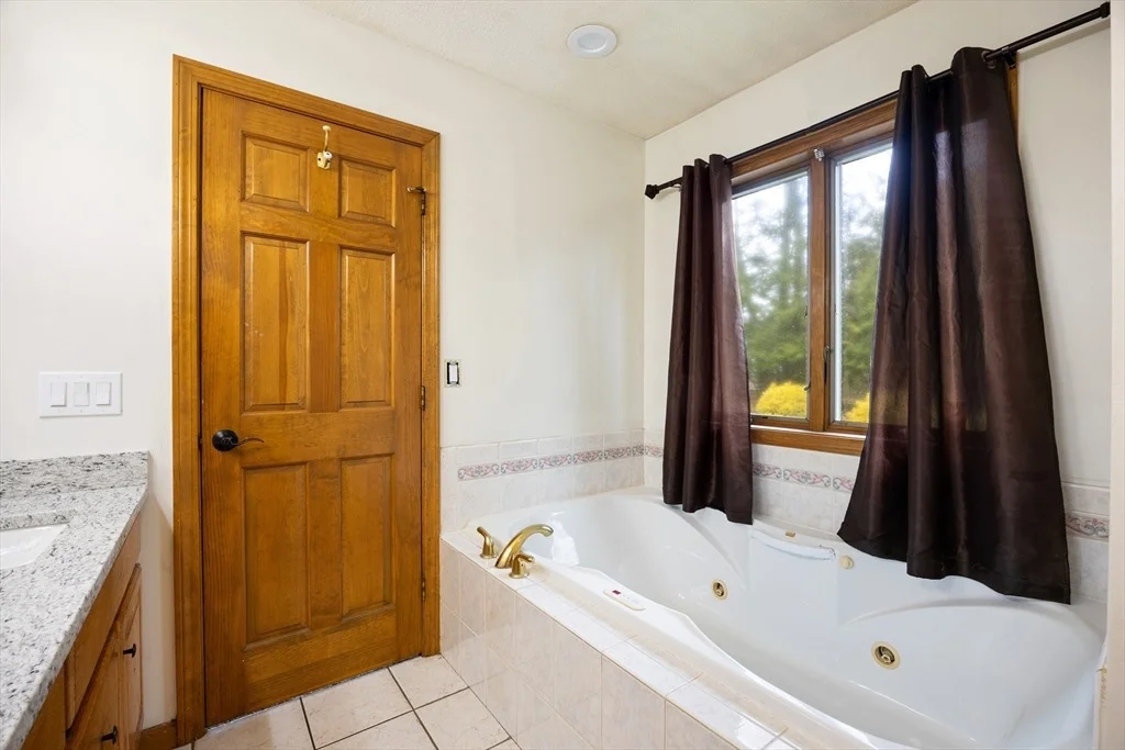 Photo of 4 Pearl Brook Road