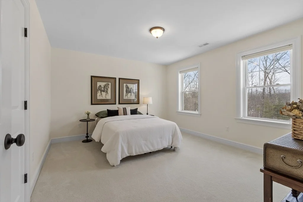 Photo of 64 Old Stone Cir