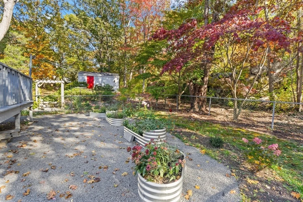 Photo of 109 Riverview Rd