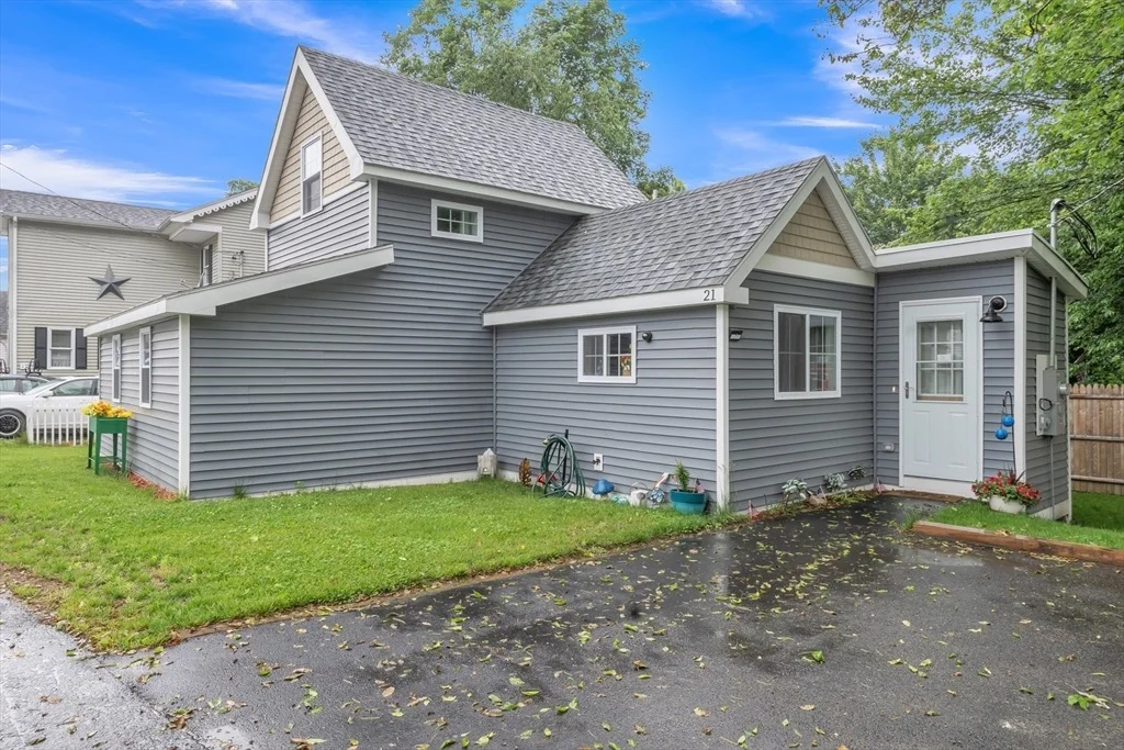 Photo of 21 Myrtle Ave