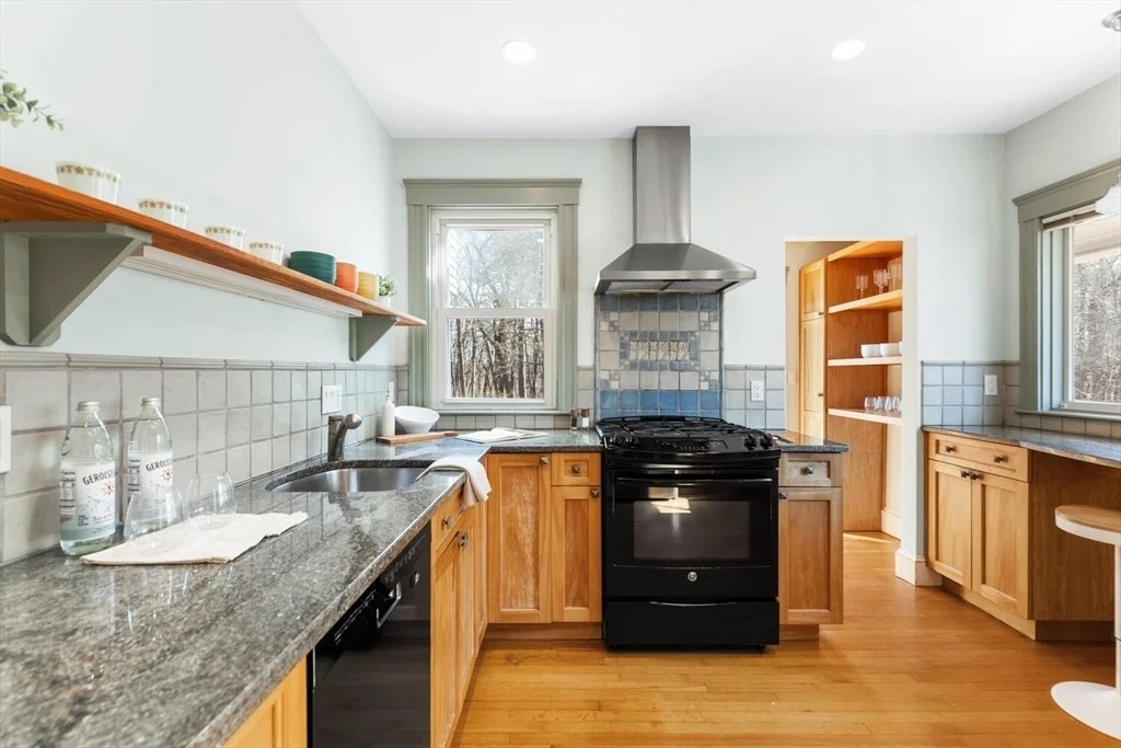 Photo of 38 High Haith Rd