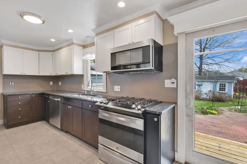 Photo of 153 Clarendon Ave.