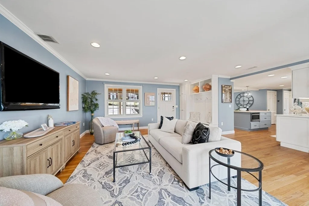 Photo of 166 Hillcrest Road