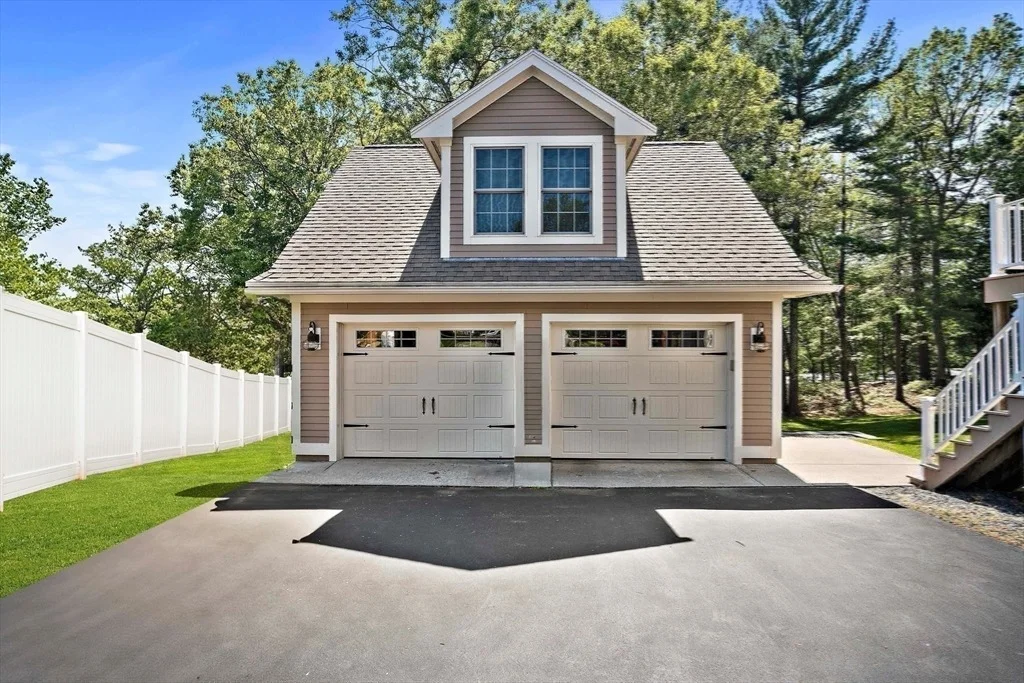 Photo of 12 Oscars Way