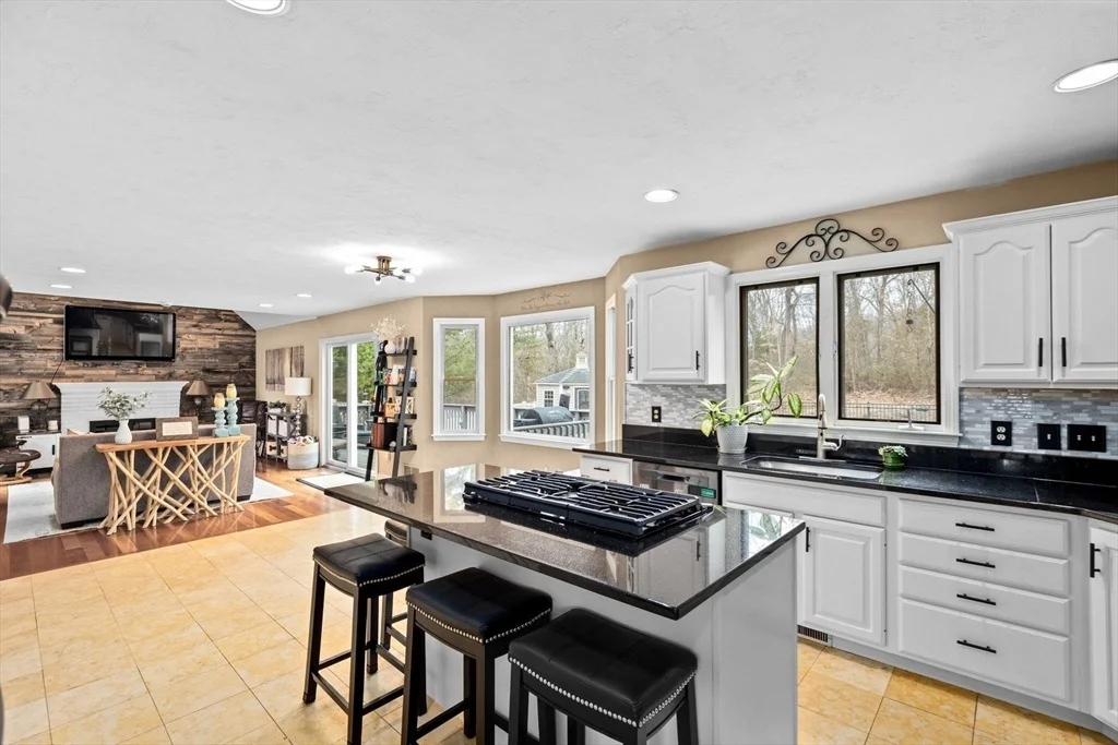 Photo of 130 Culloden Dr