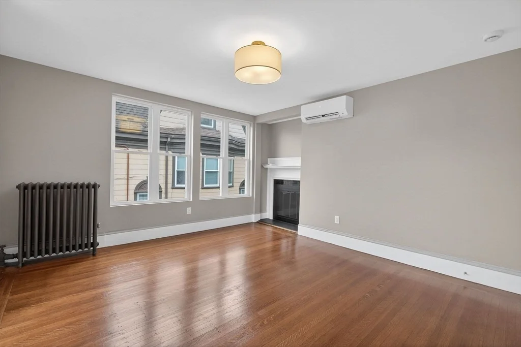 Photo of 25 Browning Rd