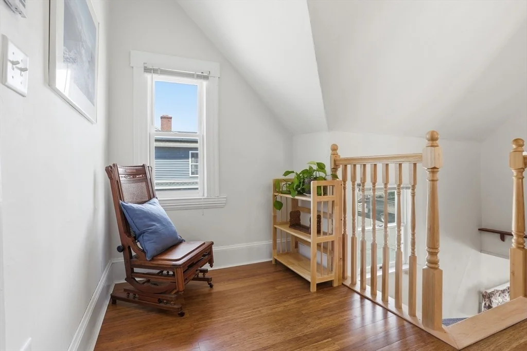 Photo of 47 Bingham Ave