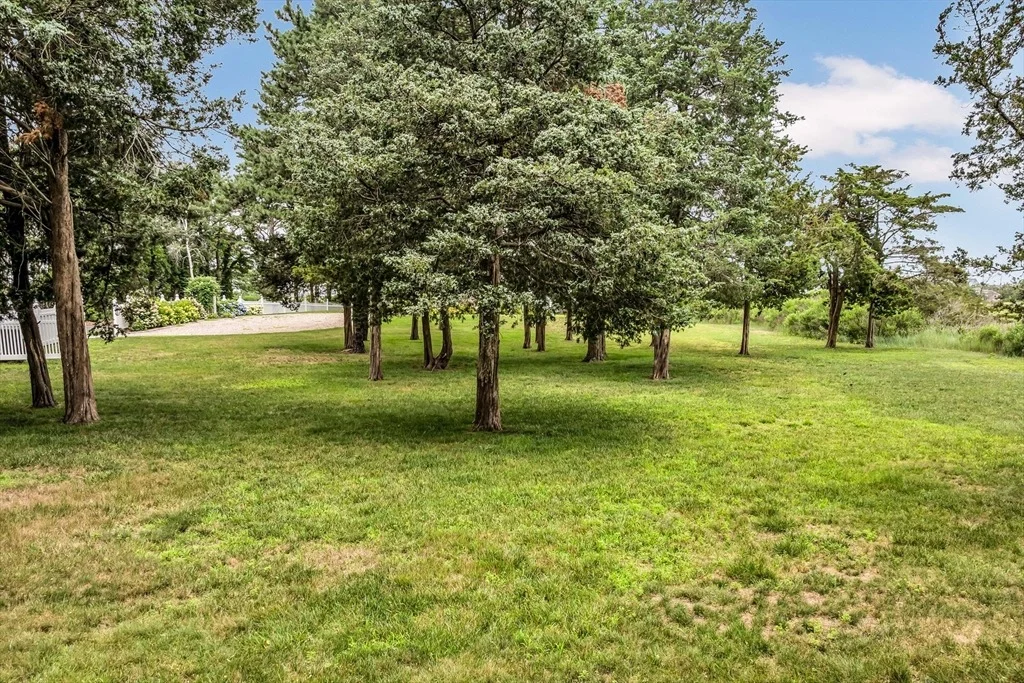 Photo of 4 Arrowhead Cir