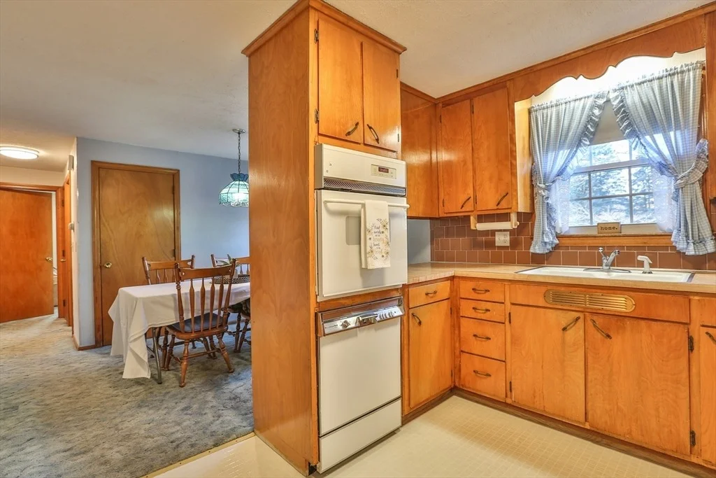 Photo of 13 Collins Dr
