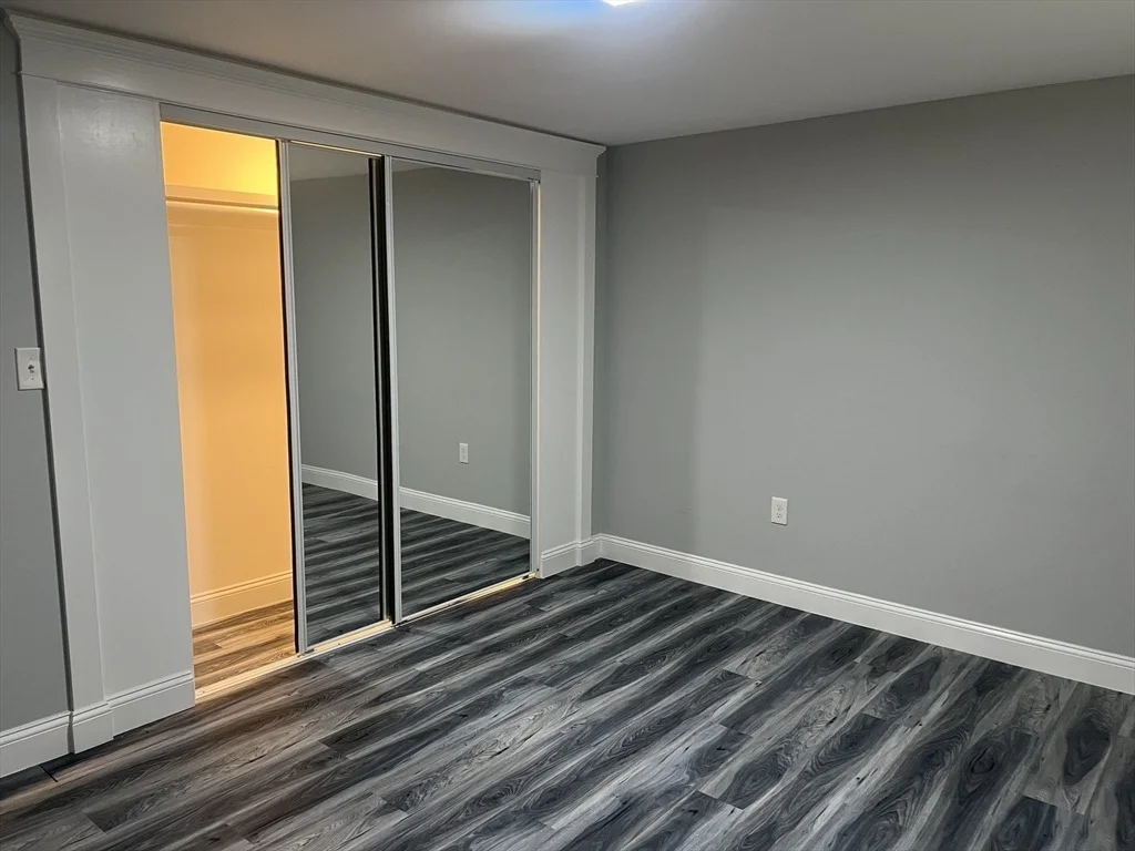 Photo of 11 Leroy Pl