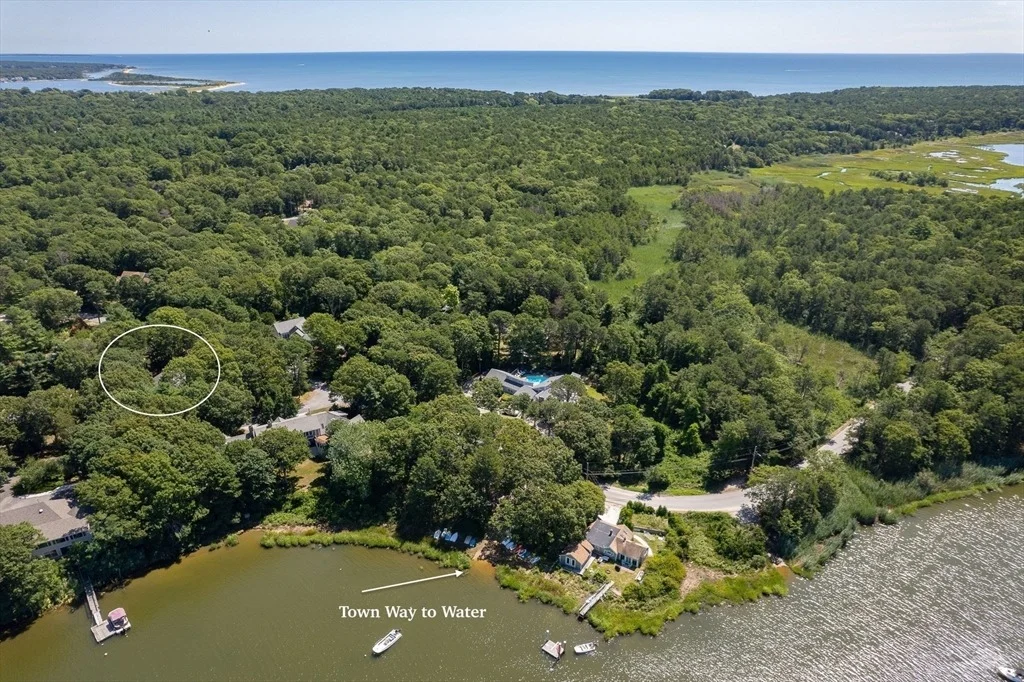 Photo of 679 Poponessett Road
