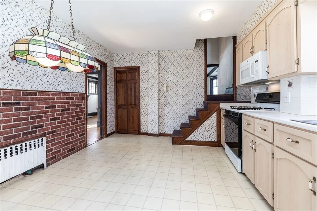 Photo of 62 Lowell Road