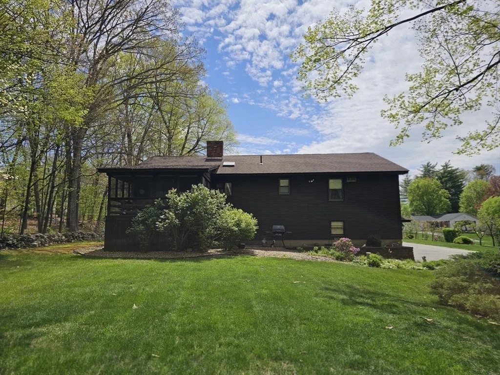 Photo of 38 Meadowlark Circle