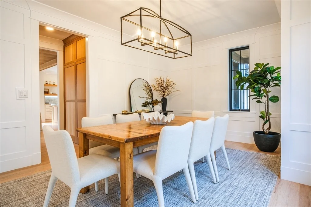 Photo of 6 Newbury Park