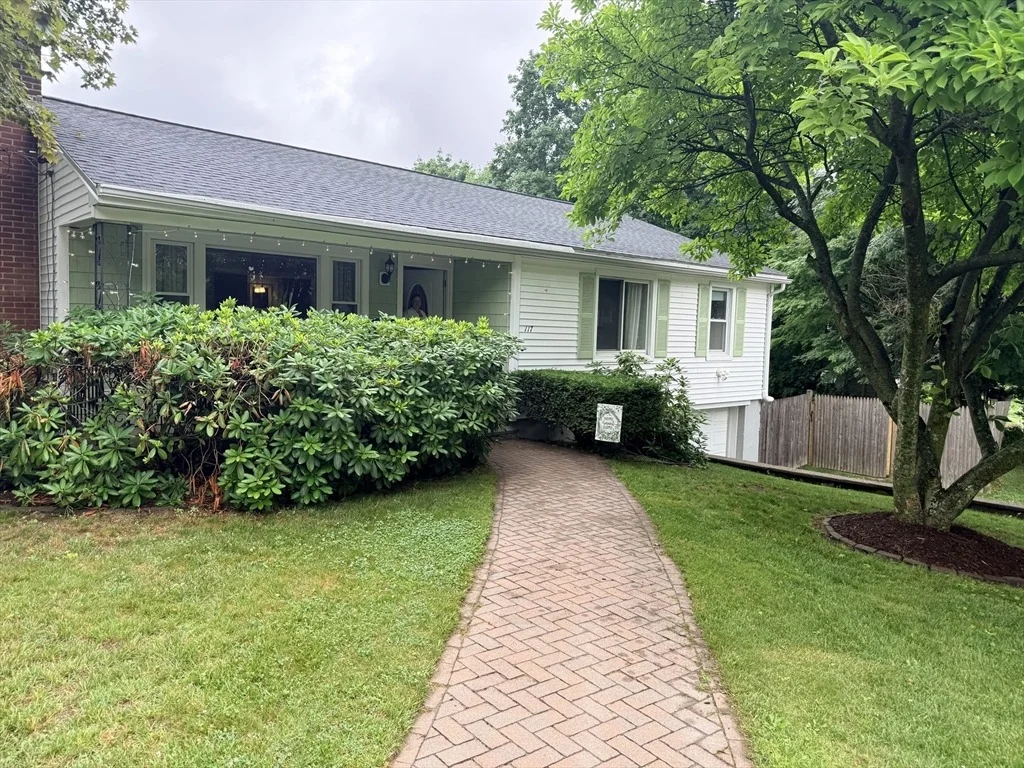 Photo of 117 Longmeadow Ave