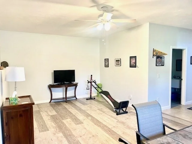 Photo of 4 Valley View Dr