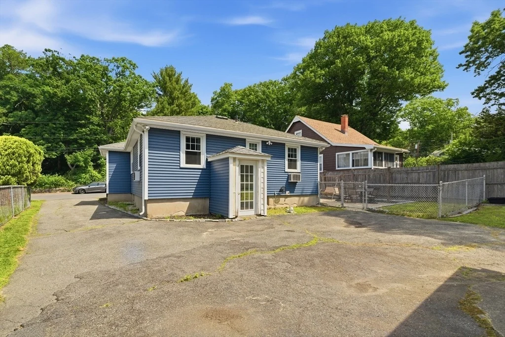 Photo of 5 Bulfinch Rd
