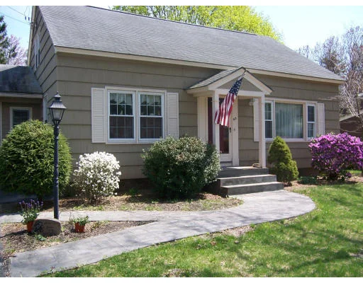 Photo of 43 Stuart Ave