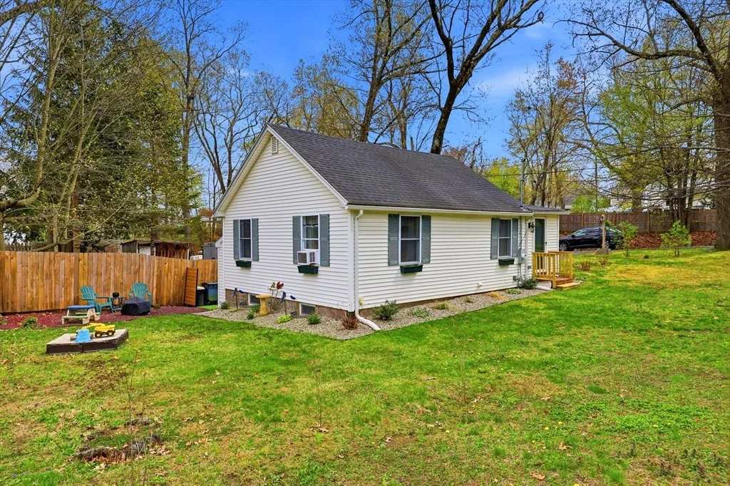 Photo of 1 Echo Rd